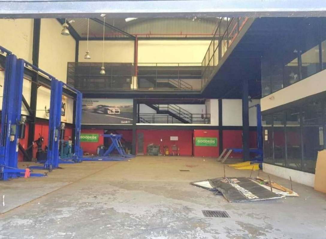 Interior space with shelving, safety fence, garage roller shutter Costa del Este Panama