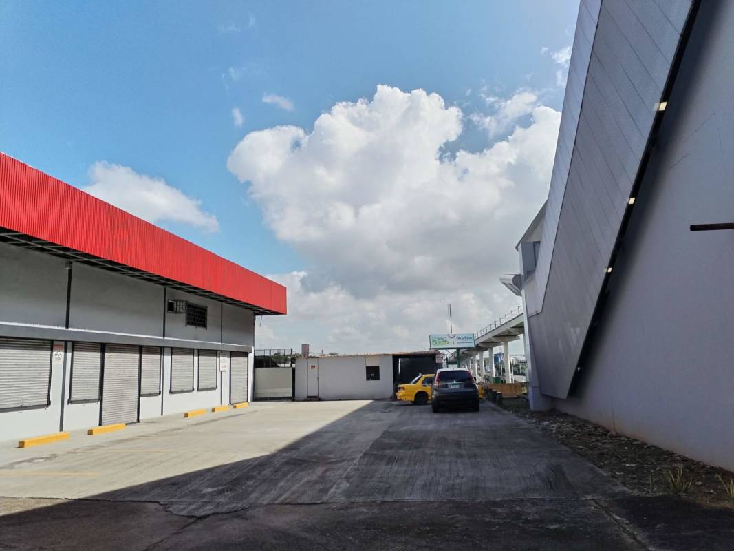 Exterior facade of industrial warehouse development facing Metro station Don Bosco, Panama City