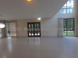 Detached House for Sale in Clayton - 3 bedrooms