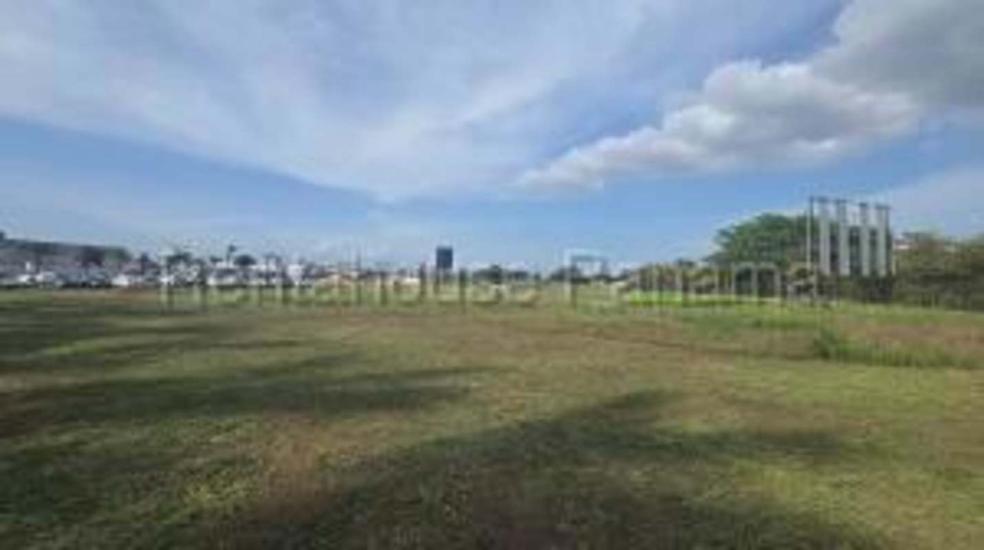 Large commercial parcel open lot close to business towers Costa del Este Panama City
