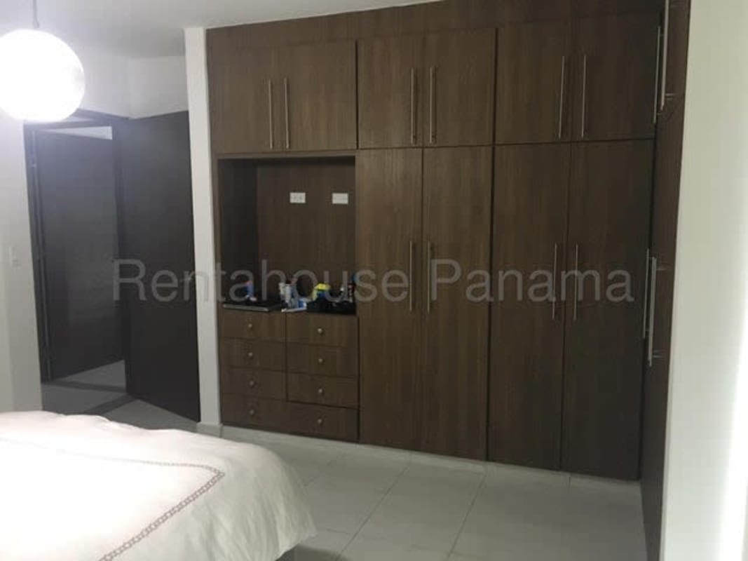 Second bedroom furnished with closet and AC in PH El Cangrejo Panama City