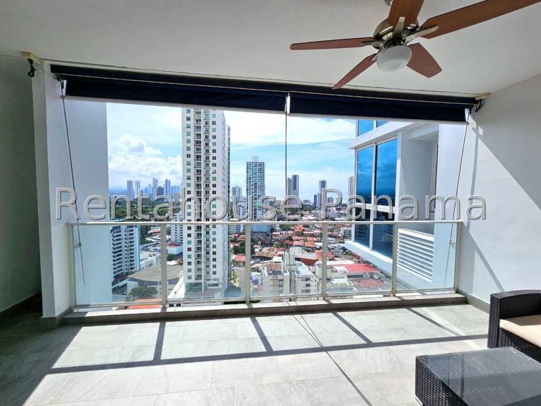 Rooftop swimming pool with panoramic city view at PH Waterfalls San Francisco Panama City