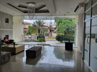 Apartment for Sale in San Francisco - 3 bedrooms