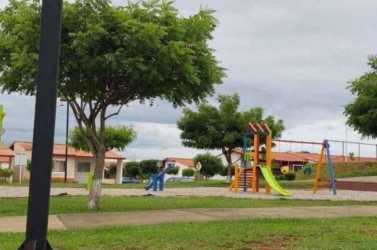 Spacious living area with natural light in house for rent Arboledas La Chorrera Panama