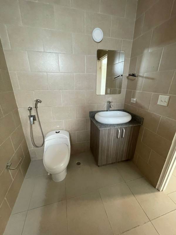 Master bedroom with built-in closet and AC in PH Red Point Panama