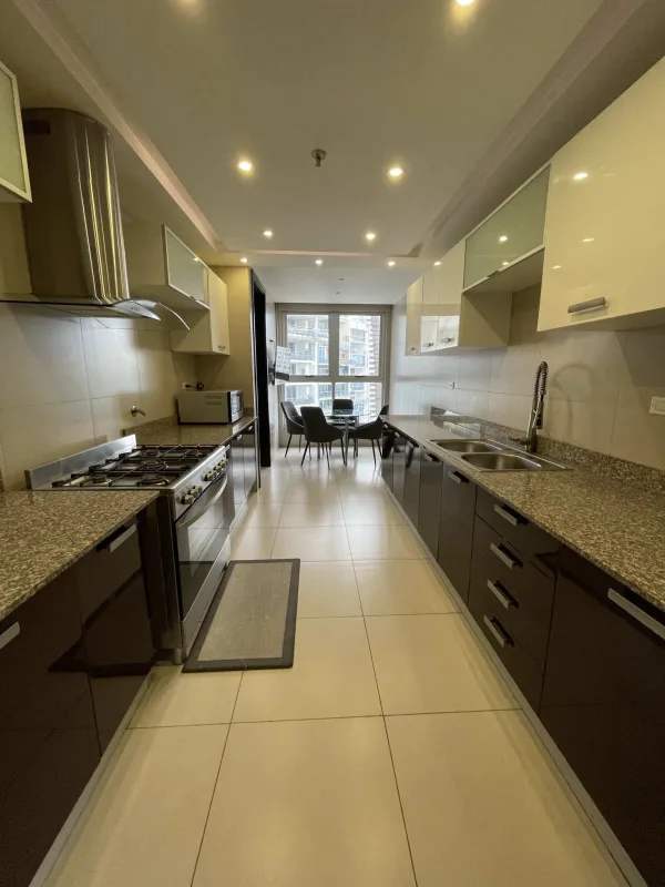 Spacious master bedroom with floor-to-ceiling windows and ocean views in PH Q Tower Punta Pacifica Panama