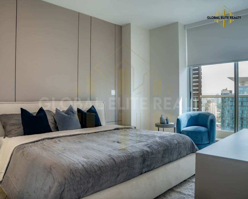 Glass railing balcony overlooking Panama City skyline PH Park Tower Obarrio