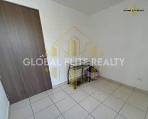 Apartment for Sale in Rufina Alfaro - 2 bedrooms