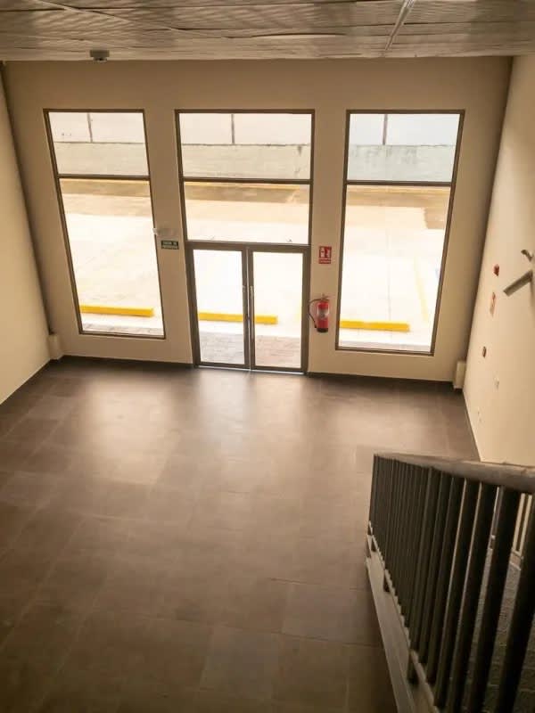 Warehouse for Rent Tocumen 460m² 9m Height with Offices Parking