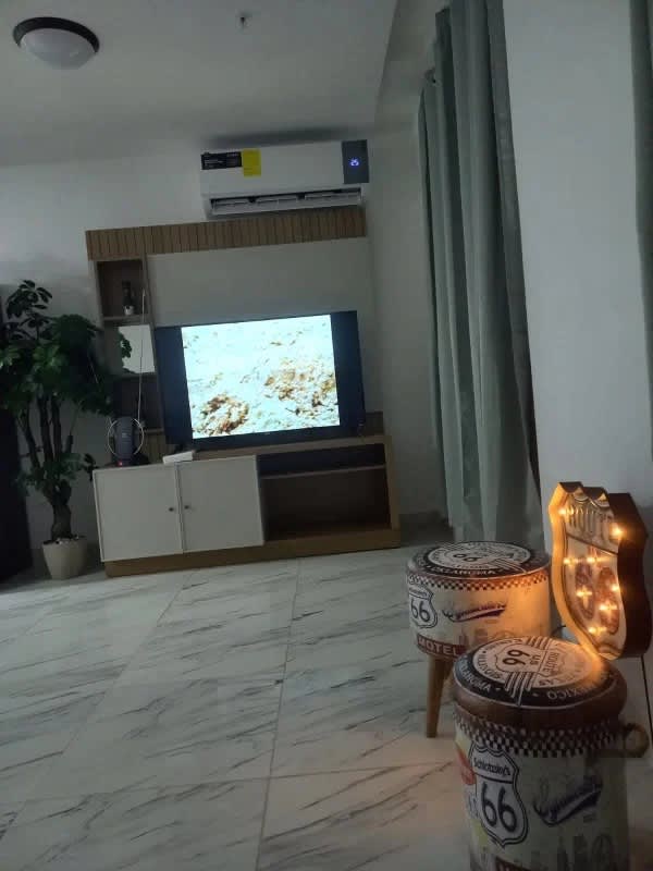 Master bedroom with AC, queen bed, city and ocean views PH BICSA Financial Center Panama