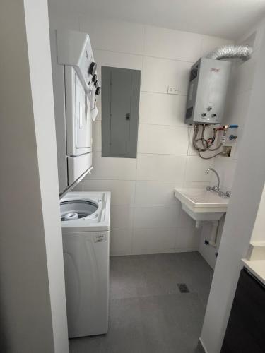 Elegant lobby with contemporary art and comfortable seating PH Metropolitan Park