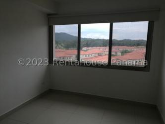 Contemporary bathroom with glass shower and vanity in PH Midrise Panama Pacifico