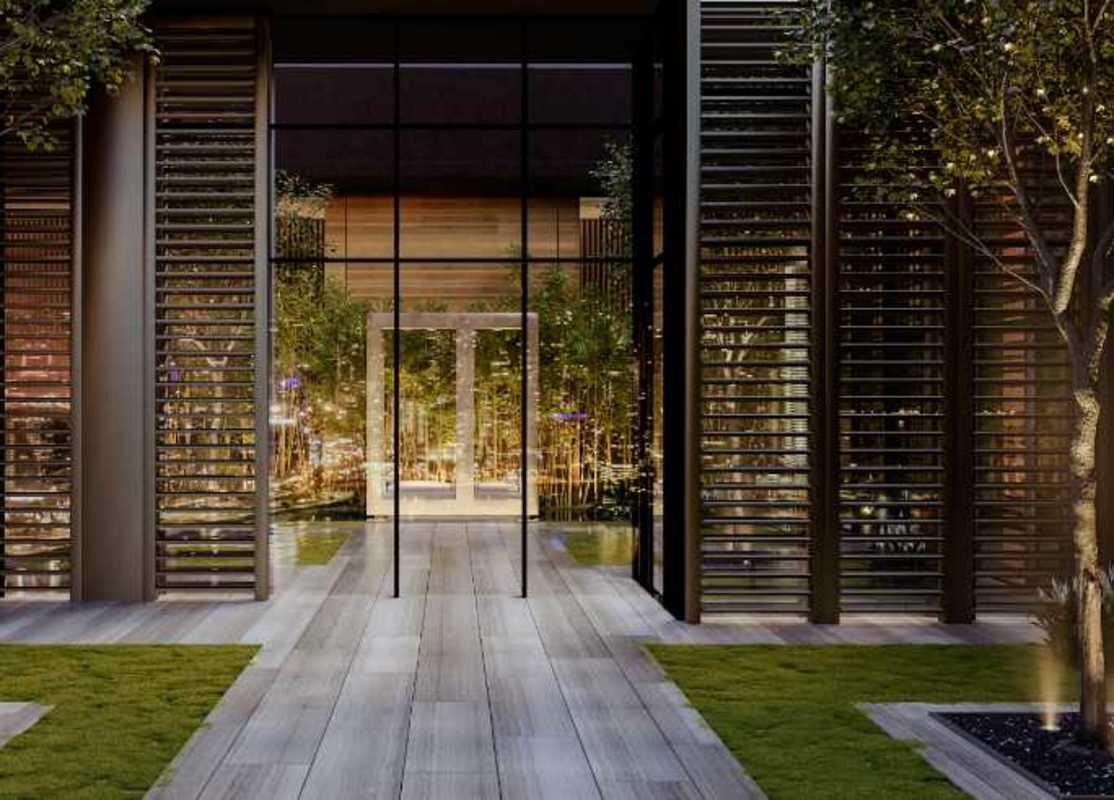 Rooftop infinity swimming pool with city skyline and bay views in PH Nuovo by Armani Panama City