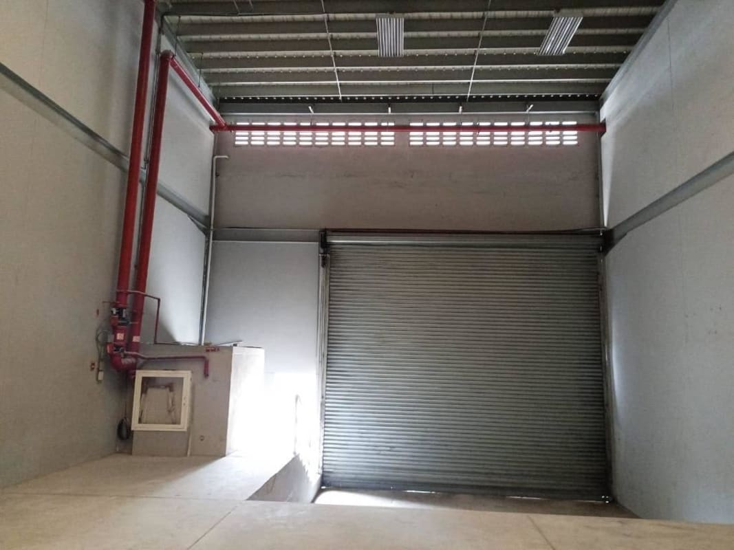 Warehouse interior rolling door fire sprinkler industrial space Don Bosco Panama