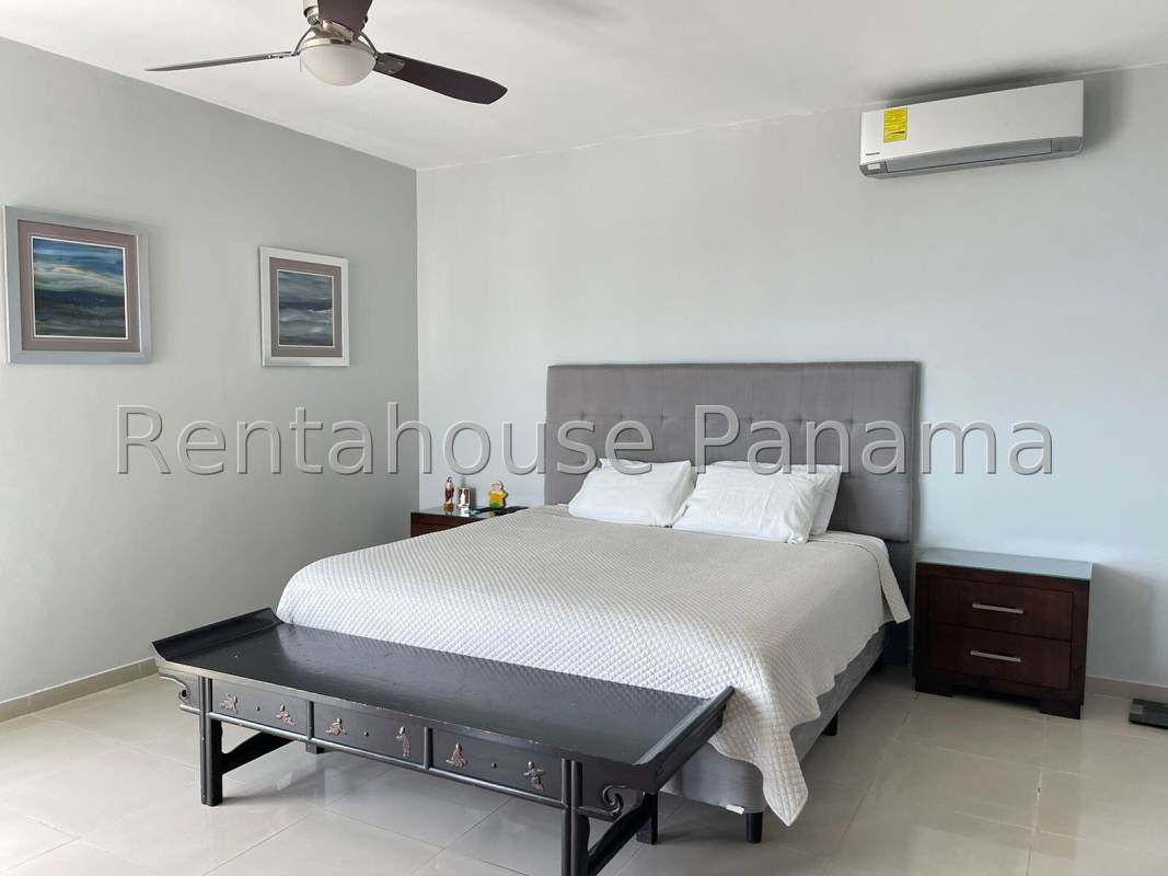 Spacious modern kitchen with granite counters in Vision Tower apartment Coco del Mar Panama