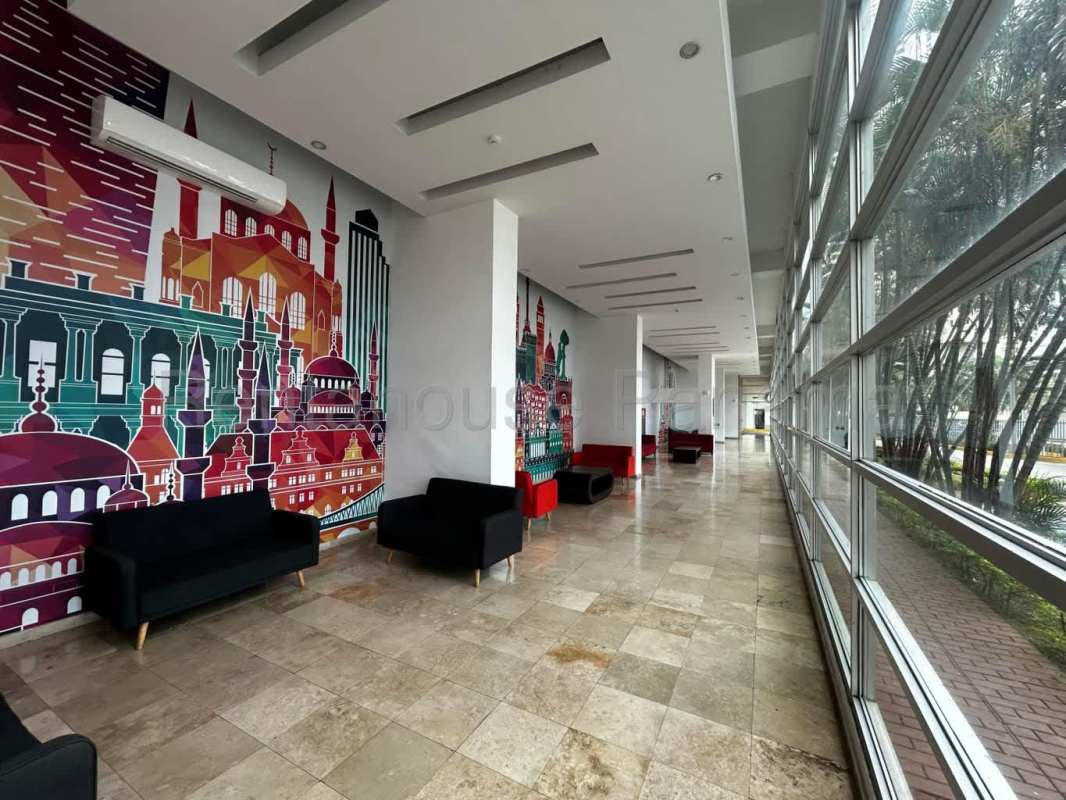 Modern kitchen with granite countertops and quality appliances in PH Vista Mar San Francisco Panama City