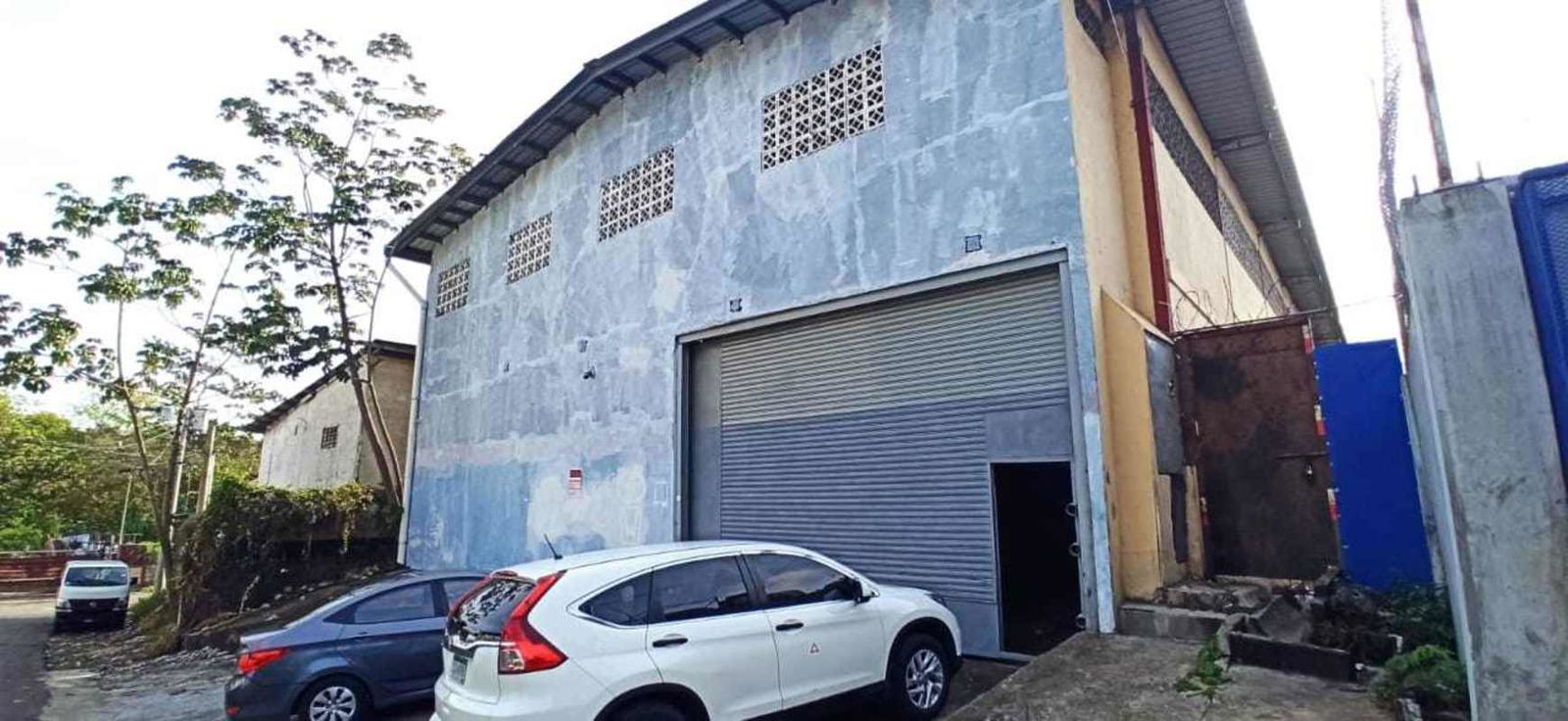 Warehouse industrial zone in Panama City with natural skylight lighting