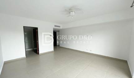 Second furnished bedroom with en-suite bathroom for rent Mosaic Panama Pacifico