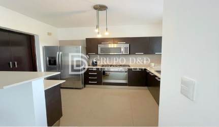 Fully equipped kitchen with stainless appliances granite countertops Mosaic Panama Pacifico
