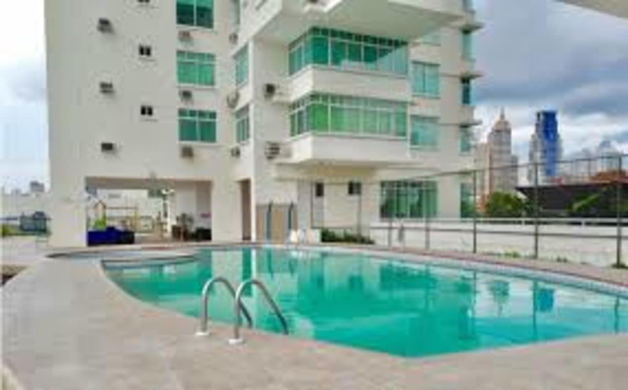 Furnished 2BR Apartment for Rent in Edison Park Panama