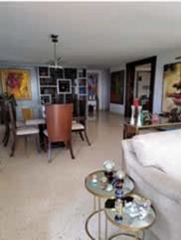 Dining area with panoramic ocean outlook and marble floors Marina del Rey Coco del Mar Panama