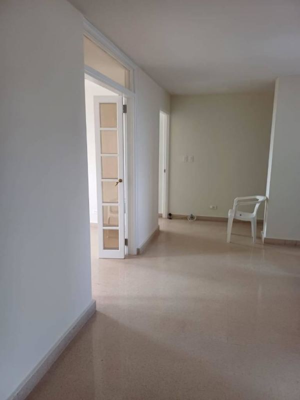 Laundry area with utility sink adjacent maid's room PH Royal Park Panama