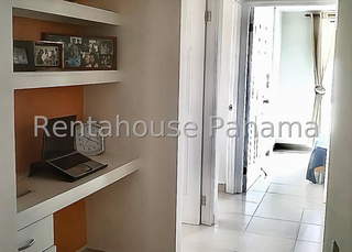 Apartment for Sale in San Francisco - 3 bedrooms