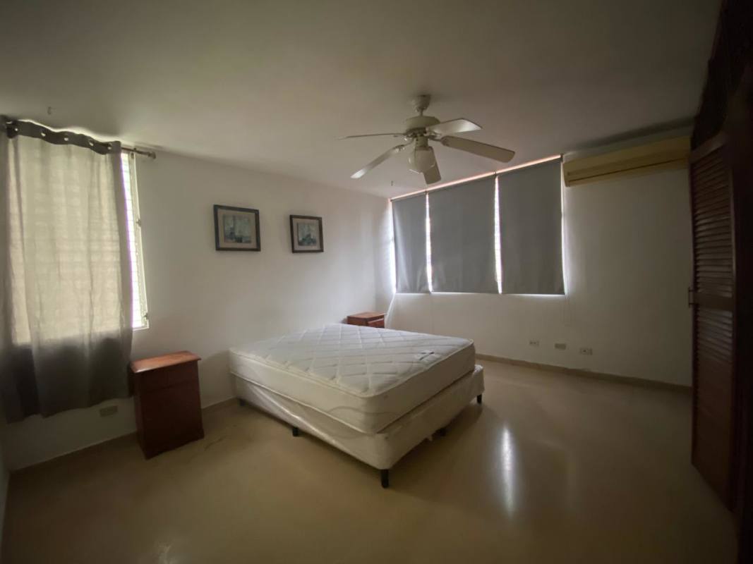 2BR Apartment for Rent PH Gobelin Marbella Calle 50