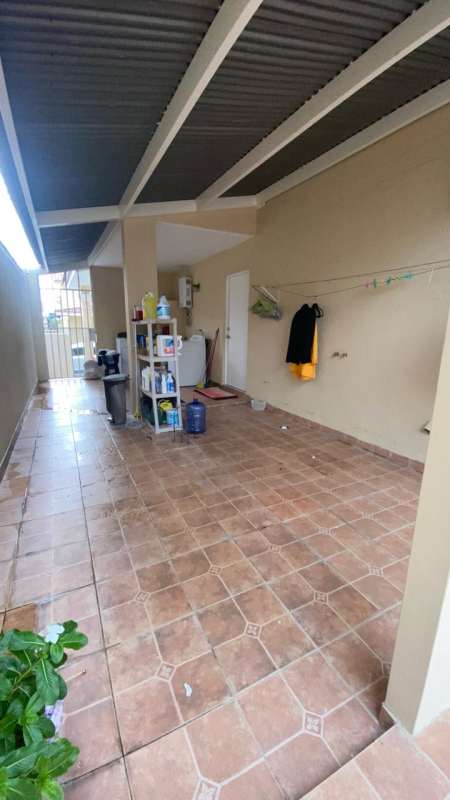 Covered laundry area with sink PH Villa Tivoli Brisas del Golf Panama