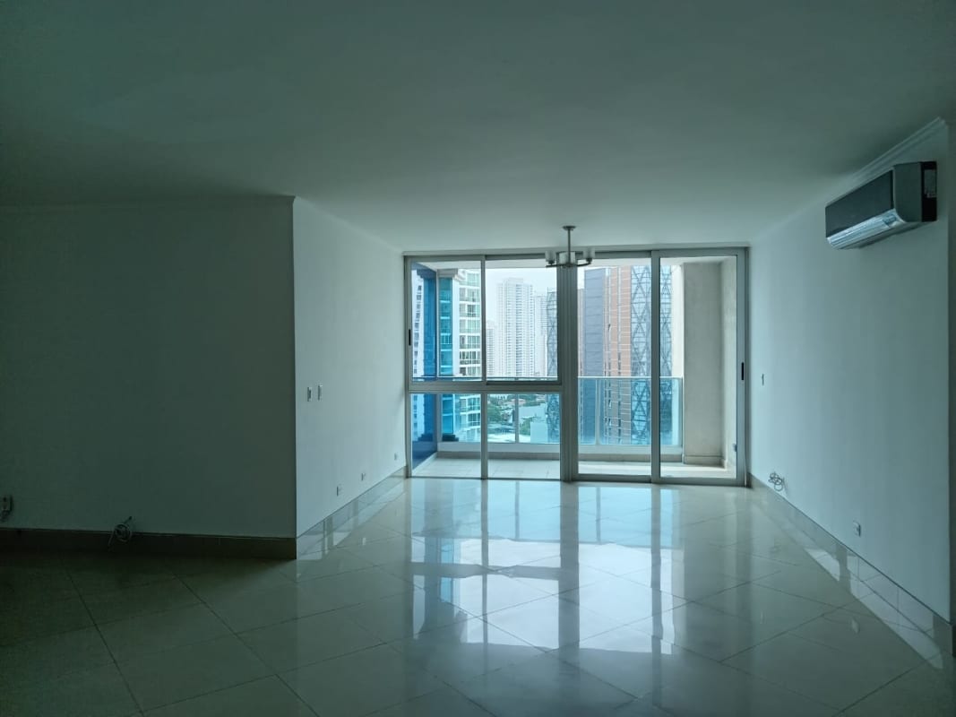 Contemporary bathroom with glass shower enclosure and granite vanity PH San Francisco Exclusive Panama