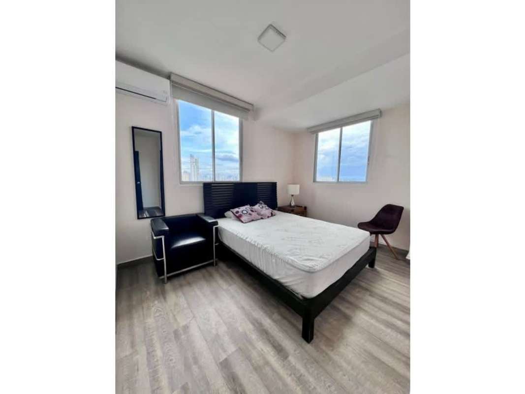 Modern bathroom with glass vessel sink and walk-in shower at PH El Doral Panama