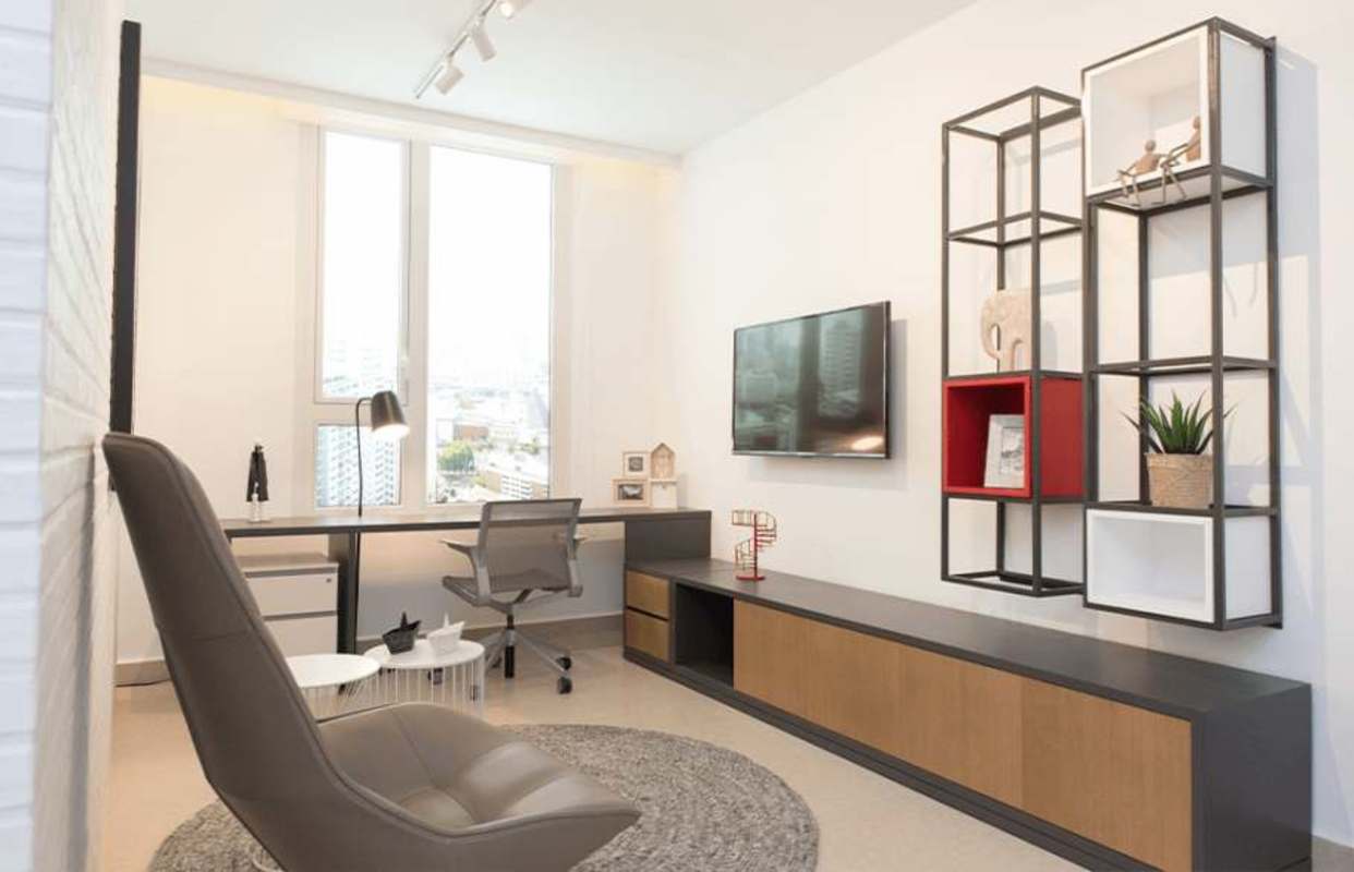 Workspace with large window and city view in PH URBAN El Cangrejo Panama City