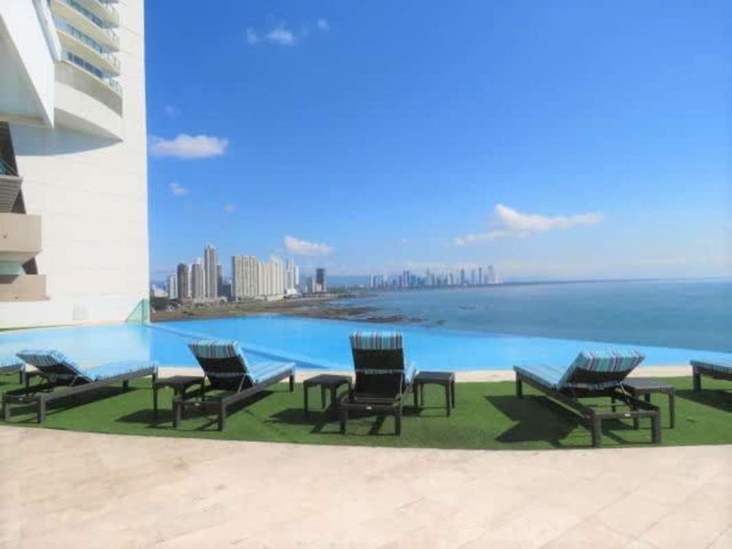 Oceanfront infinity pool terrace at PH Oasis on the Bay Punta Pacifica Panama City