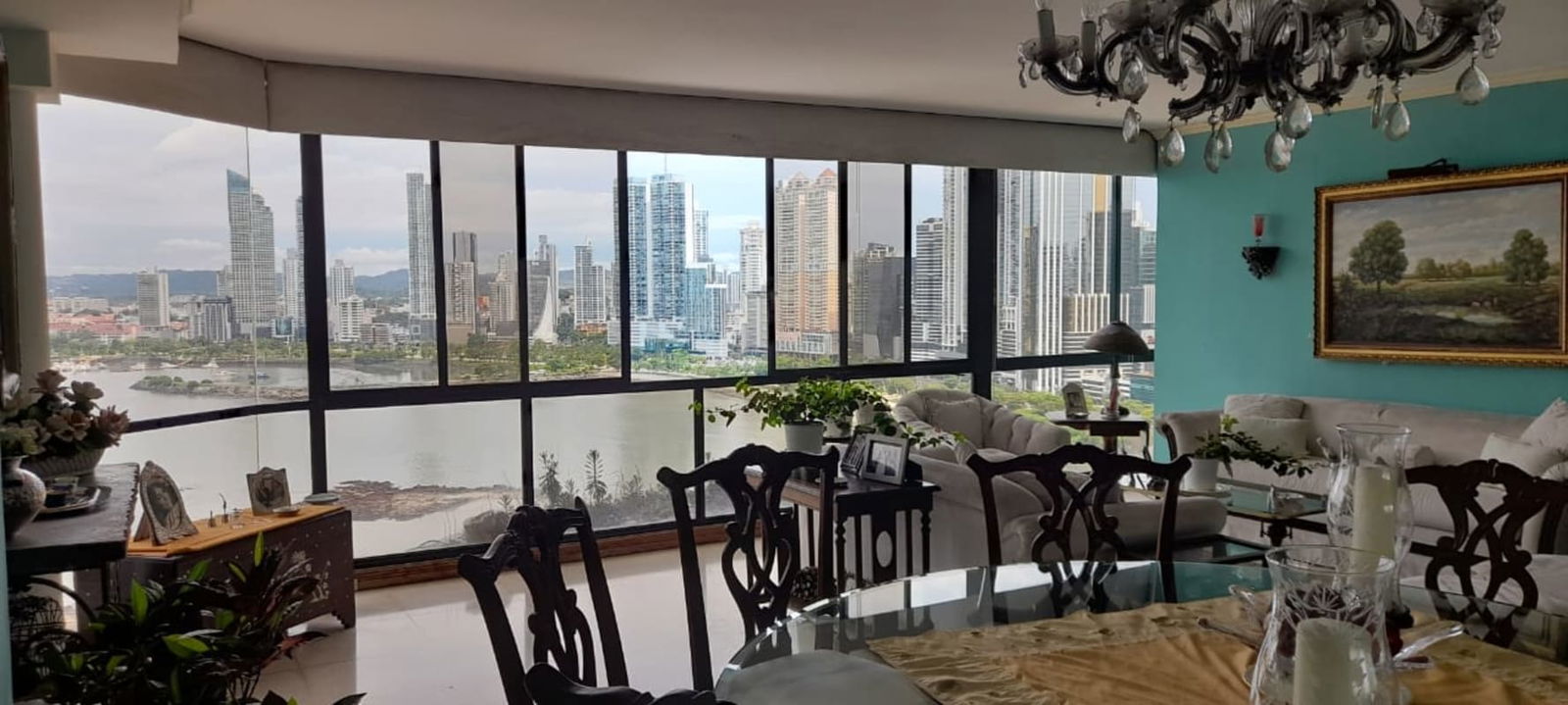 Bright second bedroom with panoramic view floor-to-ceiling windows Punta Paitilla Panama