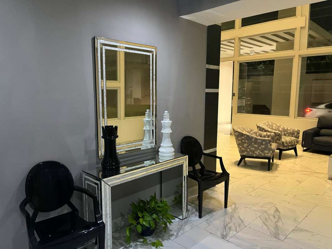 Open living dining area with tile floors and kitchen pass-through PH Vivendi 300 Panama