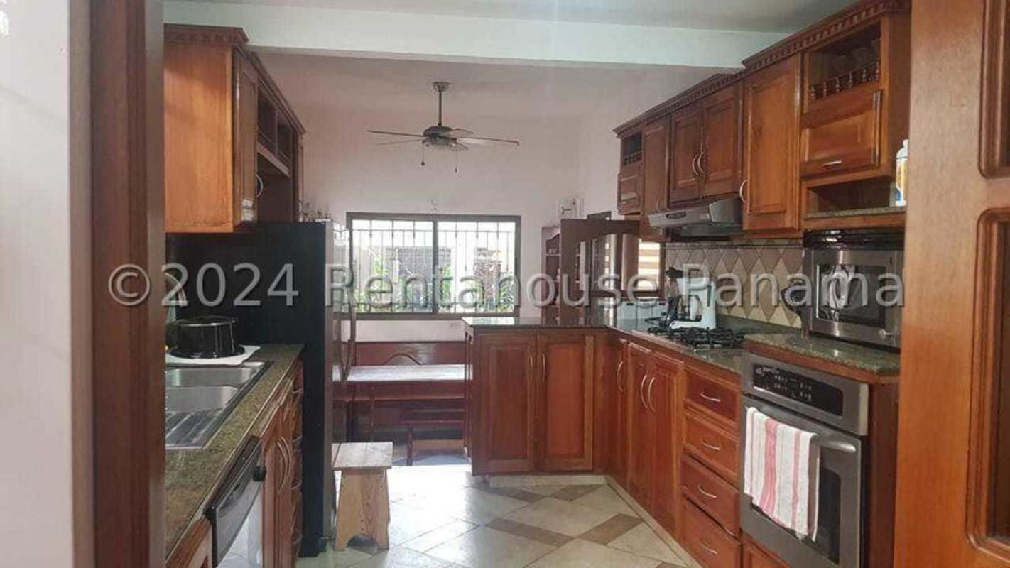 Spacious bedroom with air conditioning and garden view in house for rent San Francisco Panama