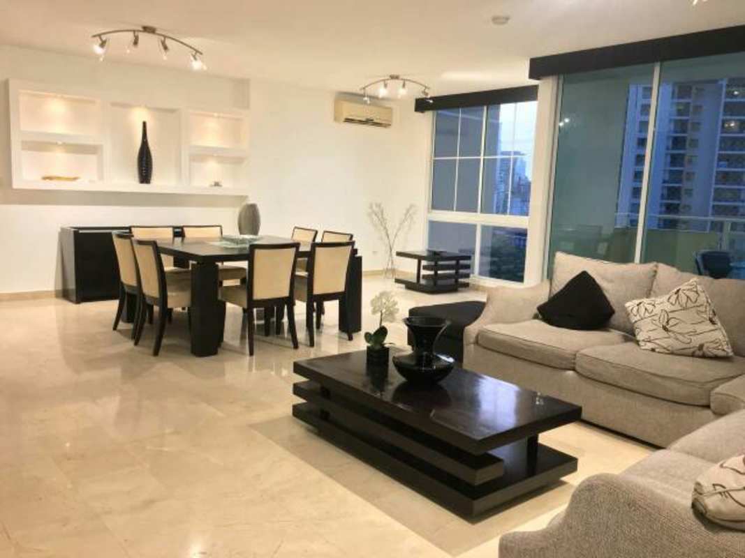 Master bedroom with ocean view balcony and walk-in closet PH Ocean Club Panama