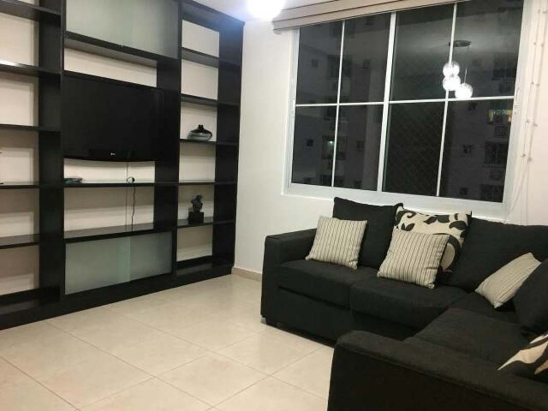 PH Ocean Club tower Punta Pacifica with infinity pools overlooking Pacific Ocean