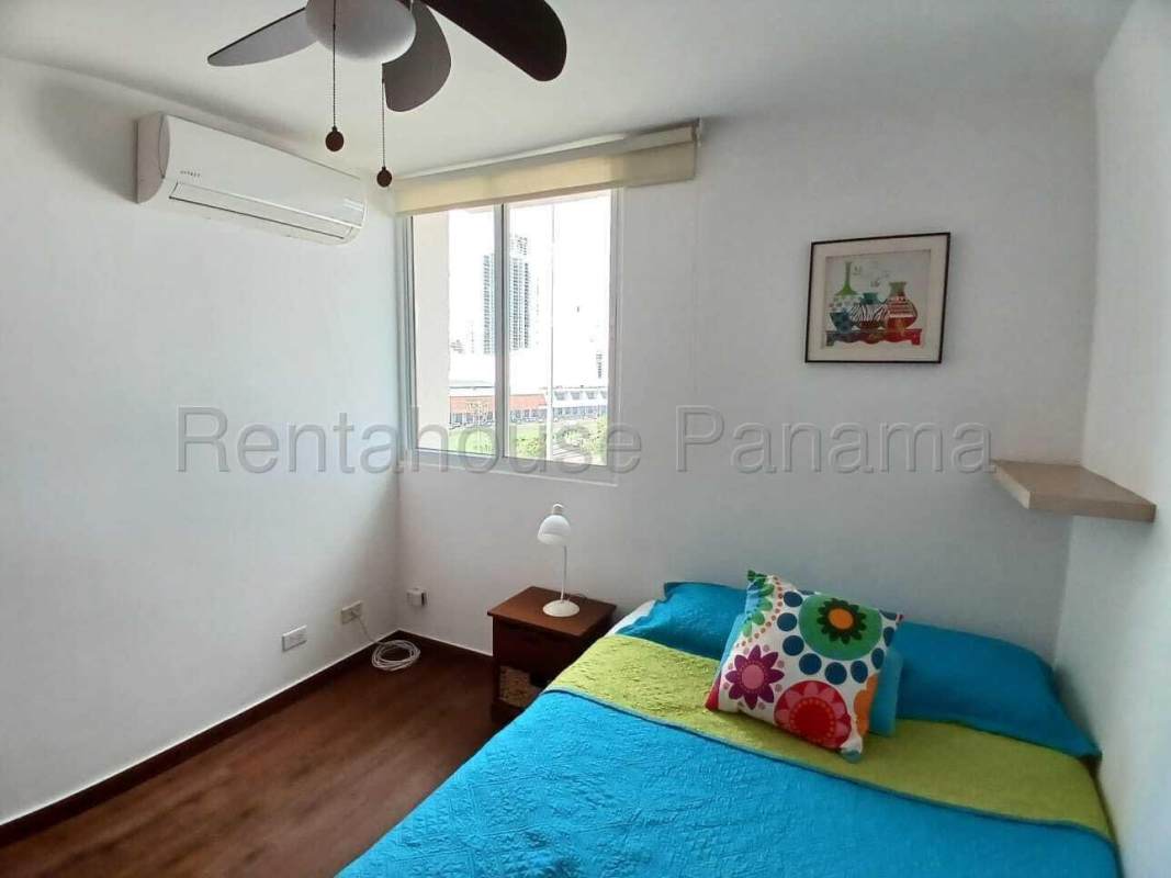 Contemporary bathroom with tile walls and glass shower in PH Terramar San Francisco Panama