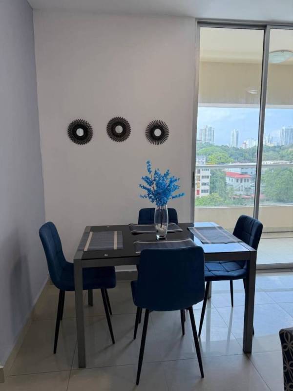 Apartment hallway with mirror, glass console and decor in PH Diamond Panama City