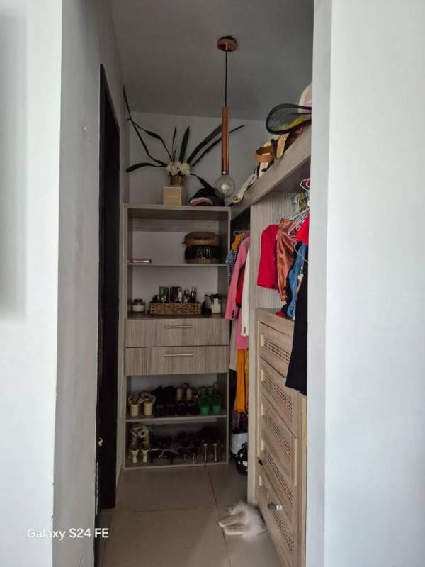 Unfurnished bedroom tile floors closet space PH Villasol El Crisol Panama City for rent