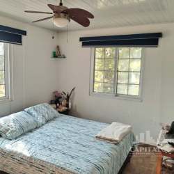 Dining room with window, rustic decor, garden view at Santa Ana farm Los Santos Panama