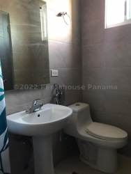 Modern tiled bathroom PH Natura Costa Verde La Chorrera Panama