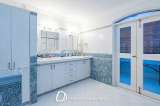 Villa for Sale in Antón - 6 bedrooms