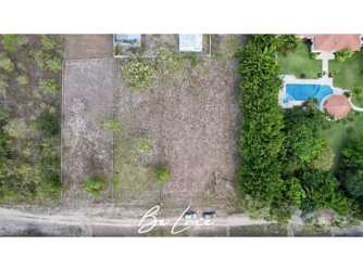 Vacant building plot near Pacific ocean ideal residential development Panama