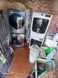 Functional laundry area with washer space in Urbanización El Vigía, Chitré Panama