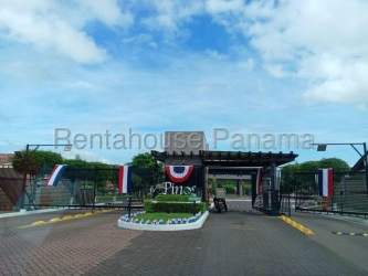 Communal swimming pool area at Residencial Los Pinos La Chorrera Panama perfect for families