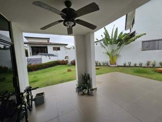 3BR House with Terrace & Pool in Costa Verde PH Puerto Madero