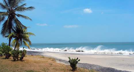 Sunset view over Pacific ocean from beachfront land in Coronado Panama
