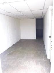 Empty interior room with white walls and tile floor in house Panama Oeste